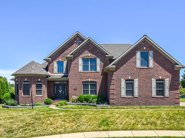 4805 Fieldcrest Place Cir, Newburgh, IN 47630