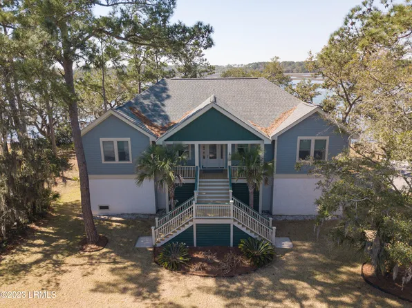 2 Governer Blake Ct, Beaufort, SC 29907