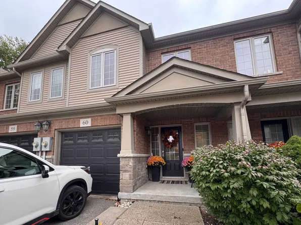 342 Mill St #60, Kitchener, ON N2M 0A4