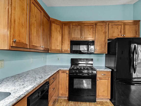 5th image of 4311 Portobello Dr