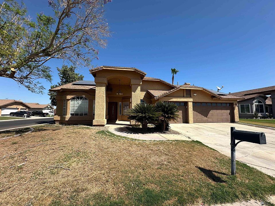 1st image of 3698 W 14th Pl