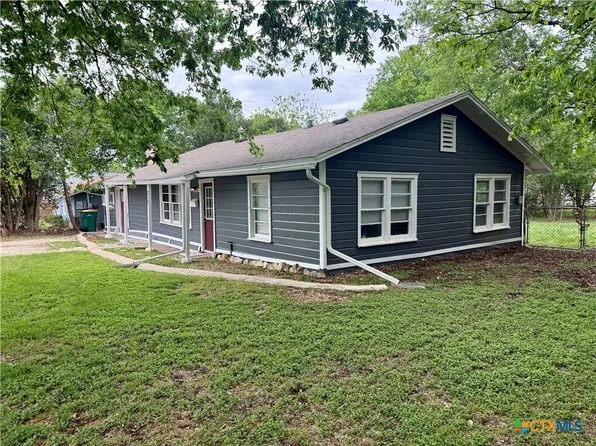 717 Surghnor St, Belton, TX 76513