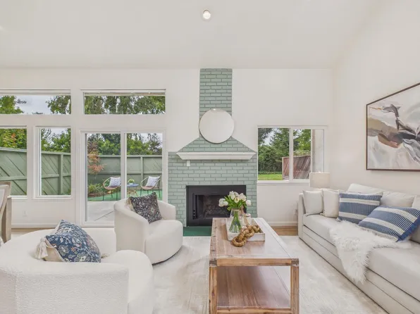 27769 Pistachio Ct, Hayward, CA 94544