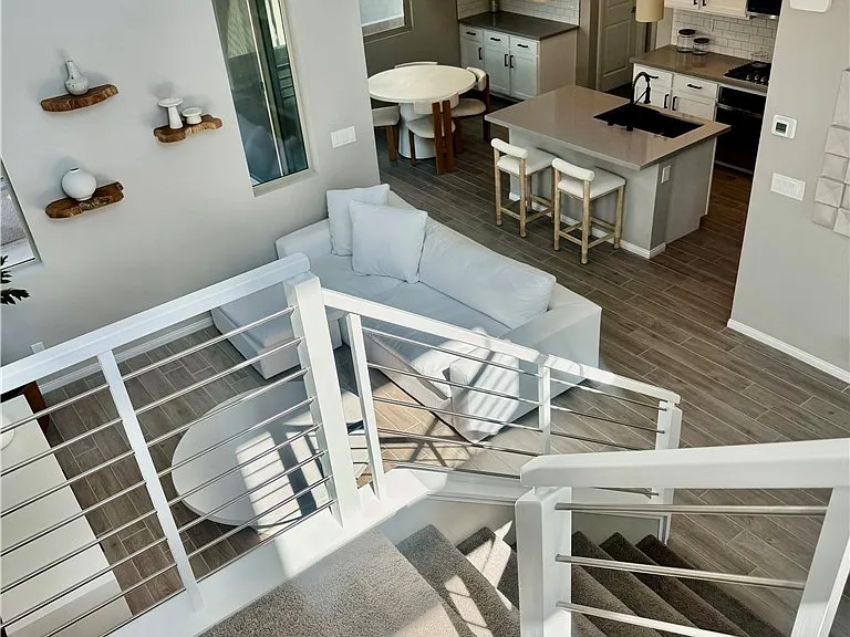 643 Solar Citrine St — Photo 11