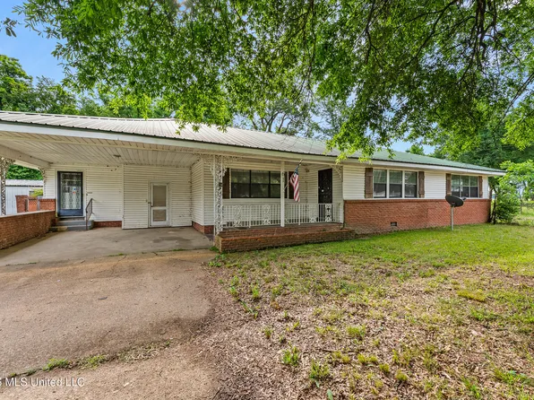 61 Bridge Rd, Coahoma, MS 38617