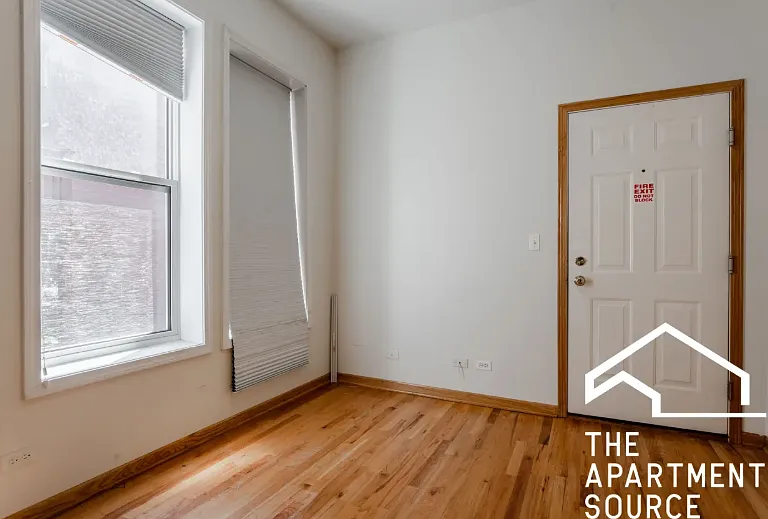 1452 N Leavitt St #2F — Photo 7