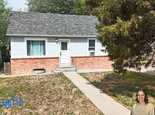 946 Washington St, Douglas, WY 82633