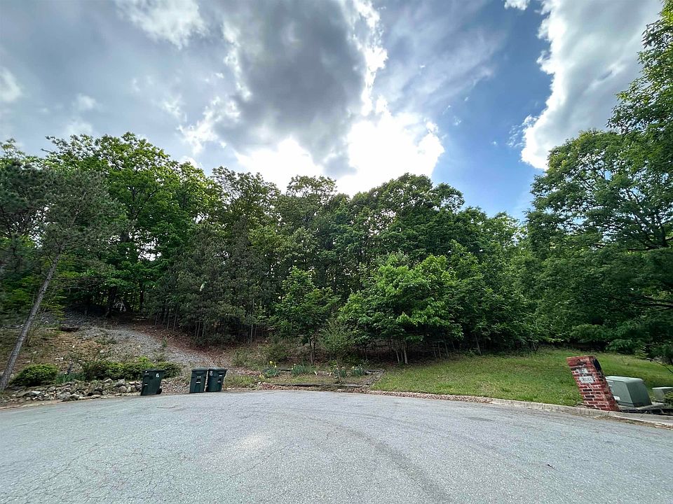 1st image of 93 Chelsea Rd