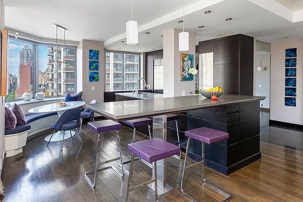 Dining area, photo 1