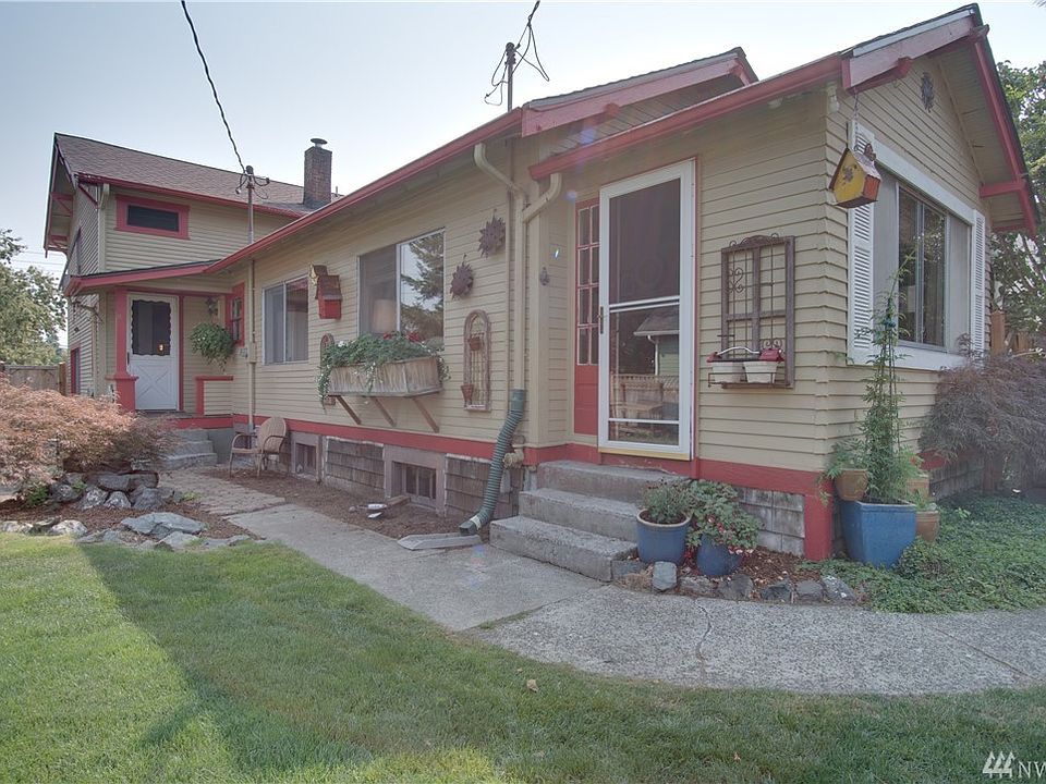1st image of 814 Broadway Ave