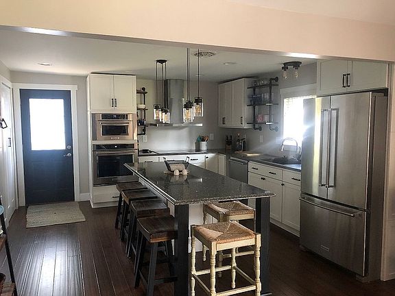 2nd image of 22328 Forest Ave