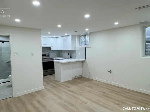943 Upper Gage Ave, Hamilton, ON