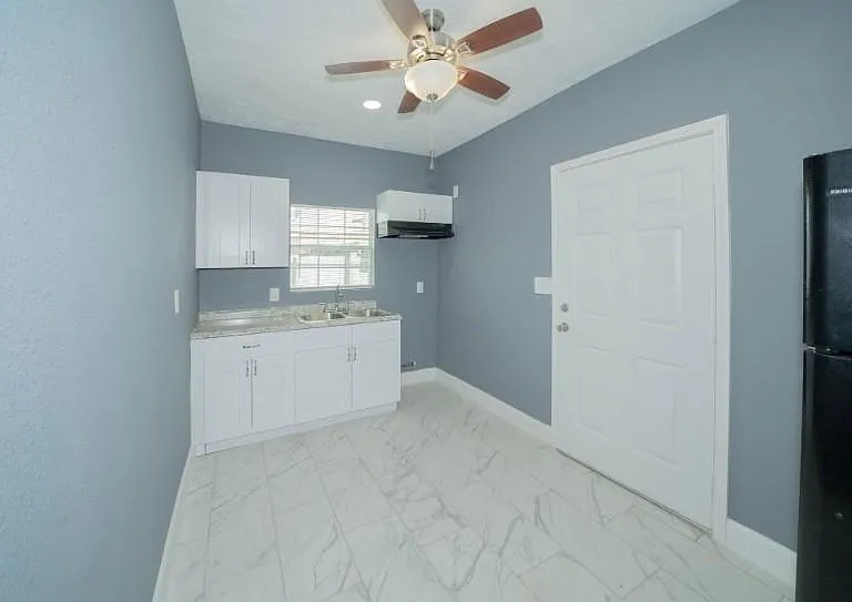 1426 Telephone Rd #1BD — Photo 7