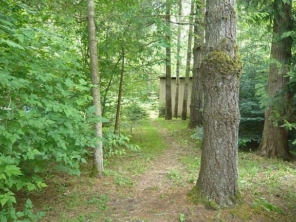 Walking path to pasture area and hay and tack storage.....