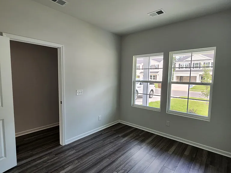 145 Jepson Way — Photo 8