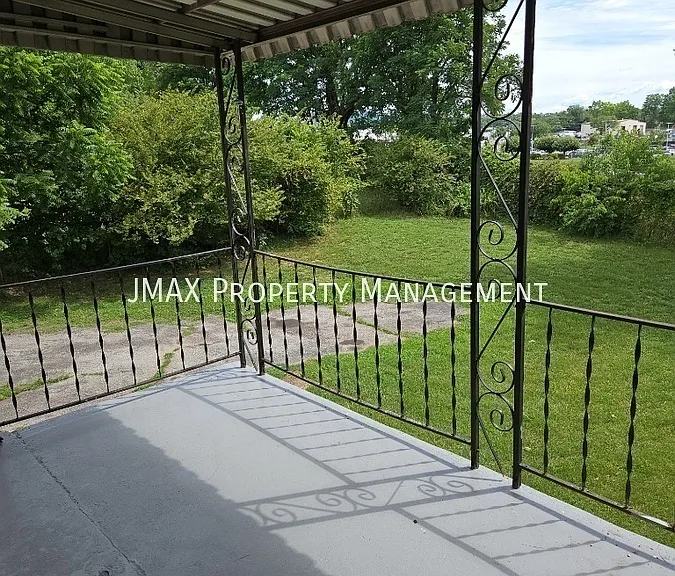 1515 Dunbar St NW — Photo 20