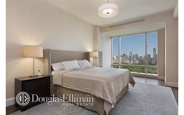Rented by Douglas Elliman | media 16