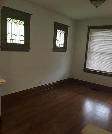 5th image of 610 Weiss Ave