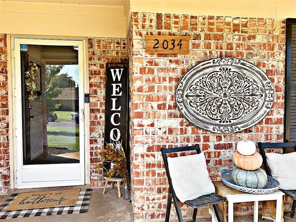 1st image of 2034 Brentwood Dr