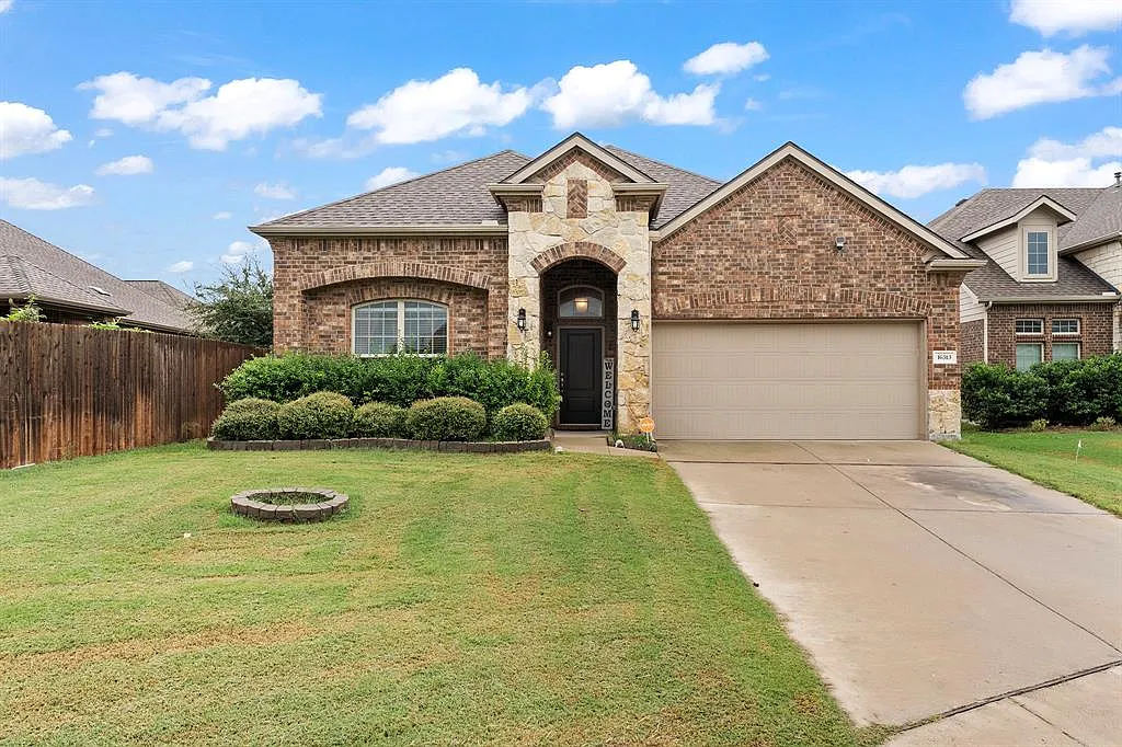 3 bed, 2041 sqft, $2,700 — Photo 1