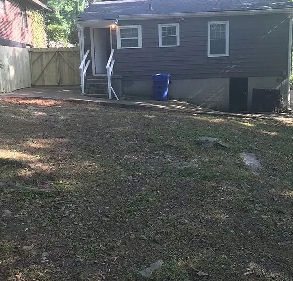 2059 Detroit Ave NW — Photo 10