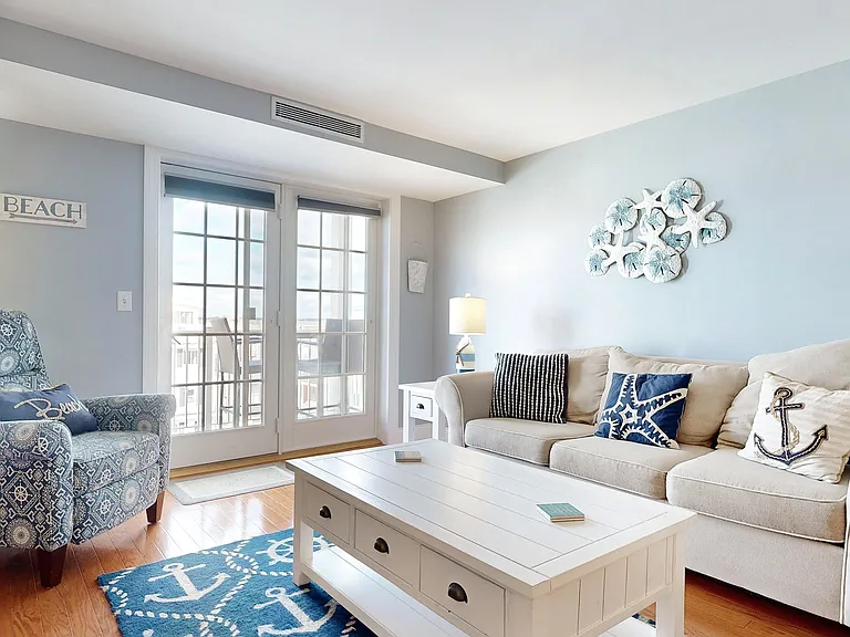 1 E Grand Ave #403 — Photo 1