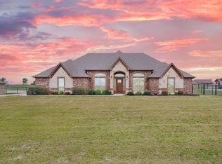 118 Esther Ct, Millsap, TX 76066