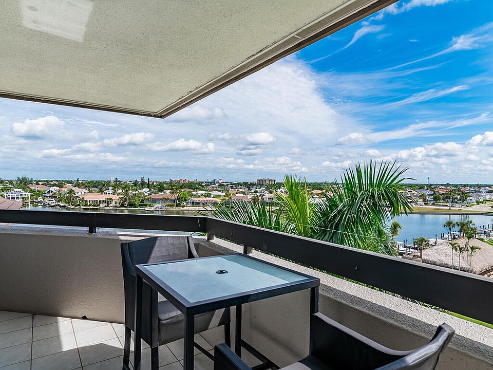 1st image of 651 Seaview Ct #Penthouse 4-710