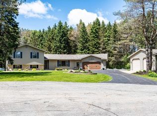 10780 Bob O Link Dr, Marshfield, WI 54449