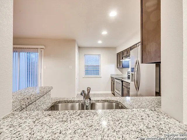 100 Lorenz Rd #1504 — Photo 16