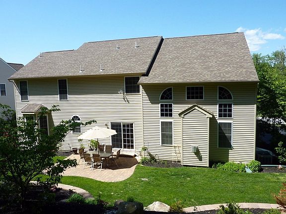 2nd image of 117 Wagon Trail Way