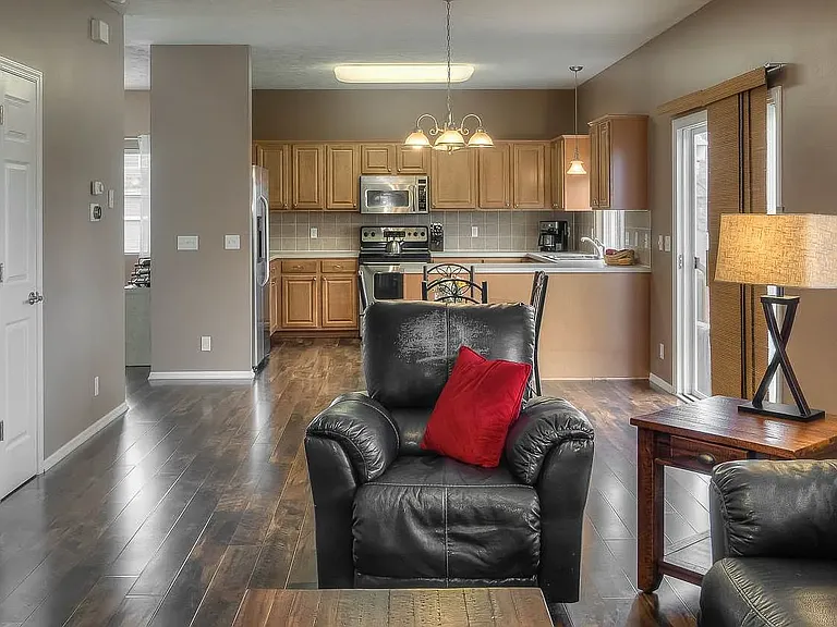 18646 Ohern Cir — Photo 29