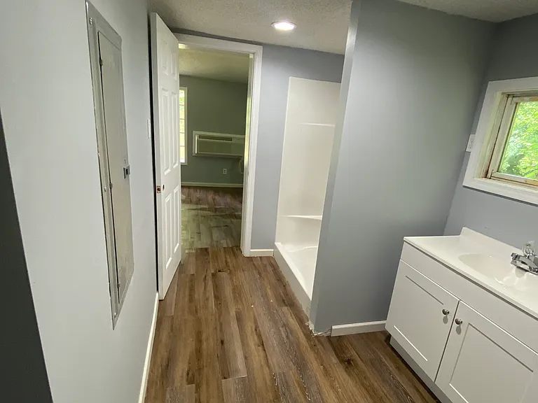 11205 Beechwood Ridge Cv — Photo 12