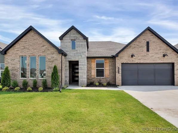 6511 N 30th St, Broken Arrow, OK 74014