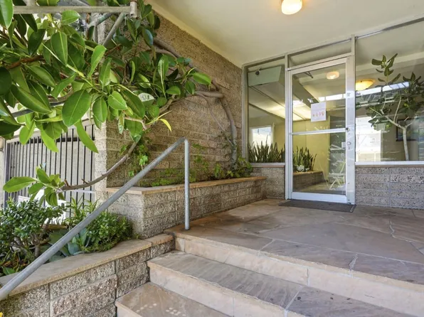 3877 Howe St APT 108, Oakland, CA 94611