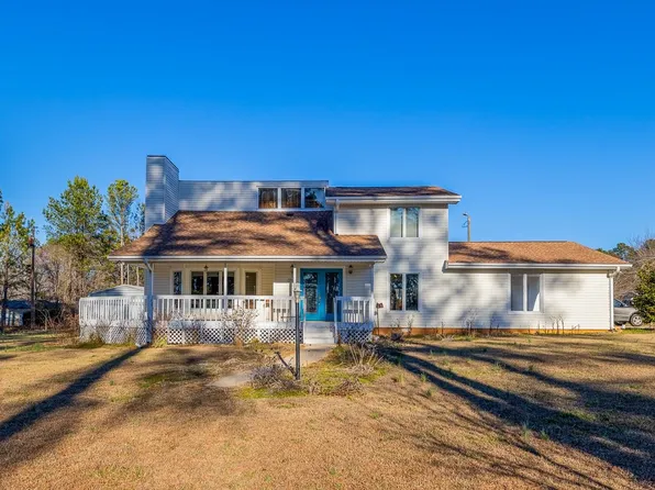 177 Rubin Thorne Rd, Campobello, SC 29322