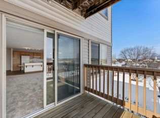 2155 6th Ln SE APT 208, Cambridge, MN 55008