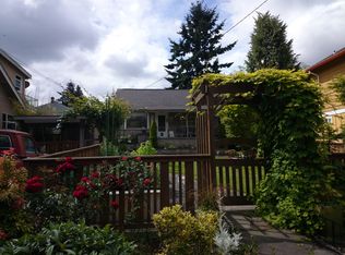 1411 N 48th St, Seattle, WA 98103