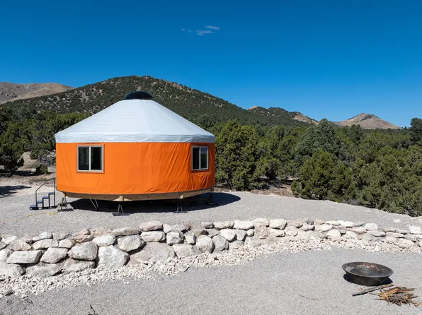 8836 W Maple Crest Ln S, Eureka, UT 84628