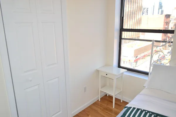 Rented by Urban Living | media 42