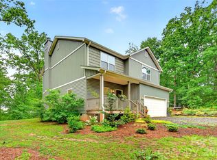 132 Maple Ridge Dr, Old Fort, NC 28762