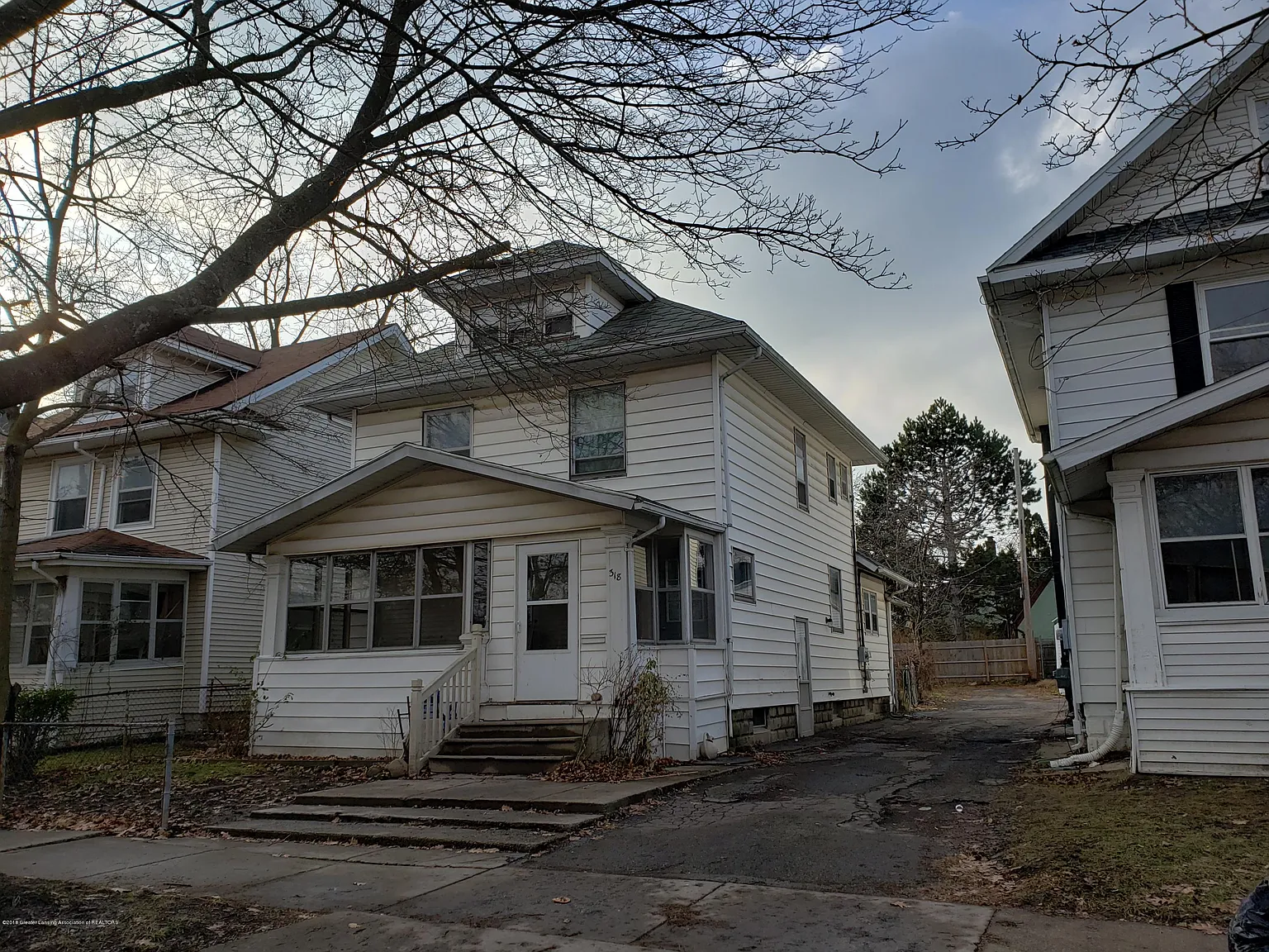 318 Huron St photo 1