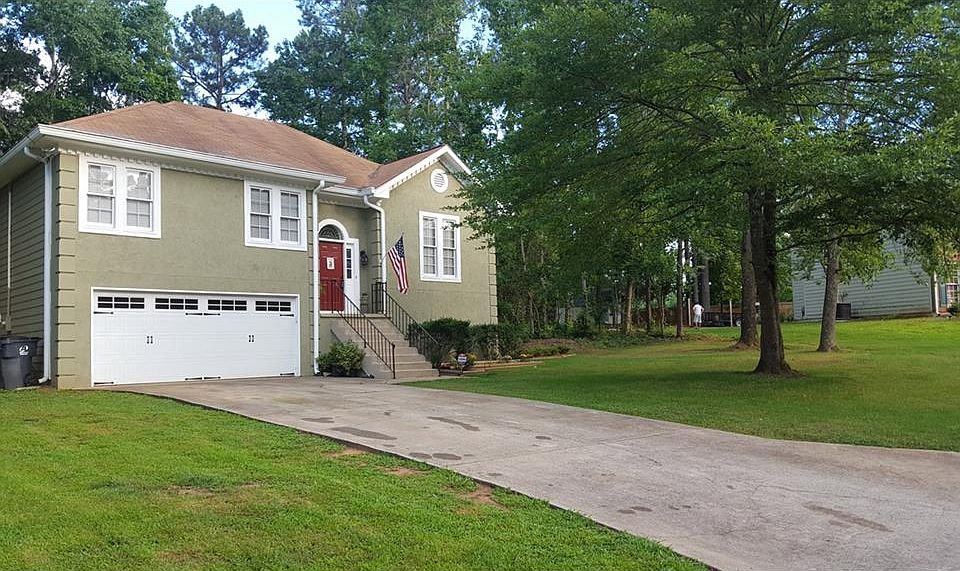 1st image of 710 Saddle Wood Way