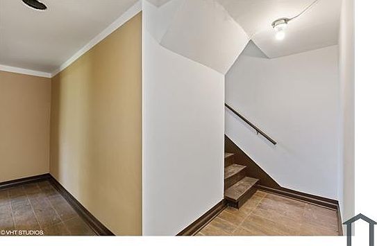 3rd image of 7945 S Paulina St #G