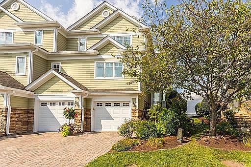 2nd image of 508 Narrows Pointe Dr