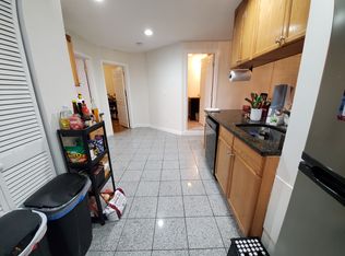 28 Fleet St APT 23, Boston, MA 02113
