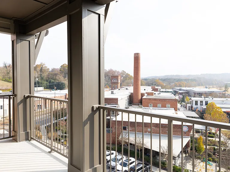 District on the Etowah Apartments — Photo 32