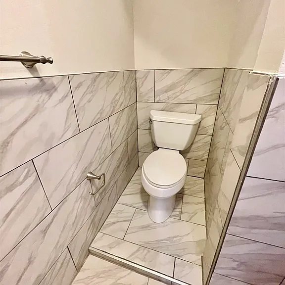 125 Wilmington Ave — Photo 15