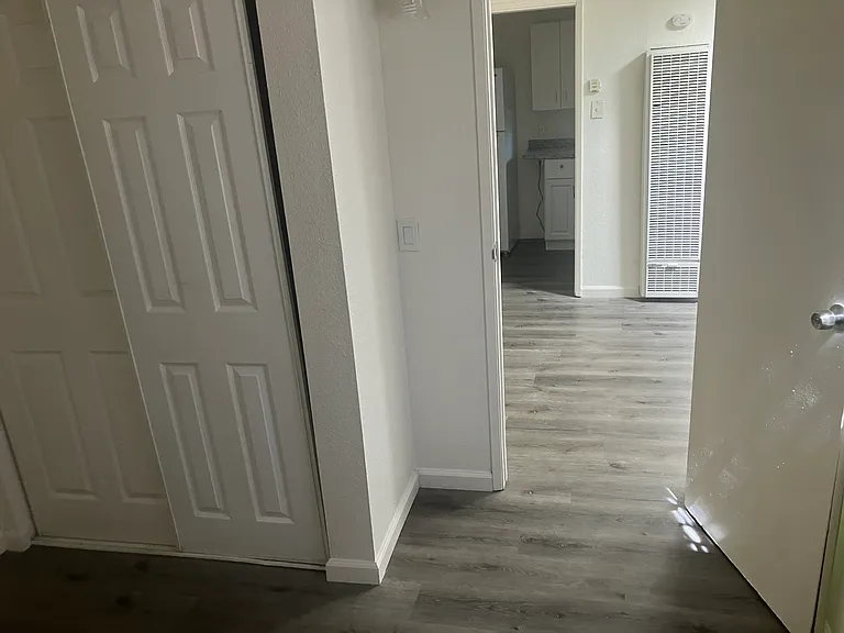2618 Figueroa Blvd #10 — Photo 7
