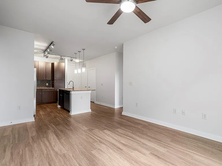 1900 Barton Springs Rd #4017 — Photo 10